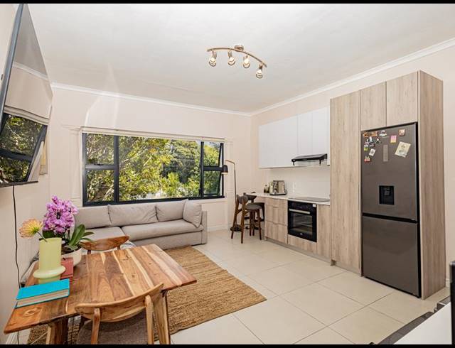 1 BEDROOM APARTMENT FOR SALE IN KENILWORTH